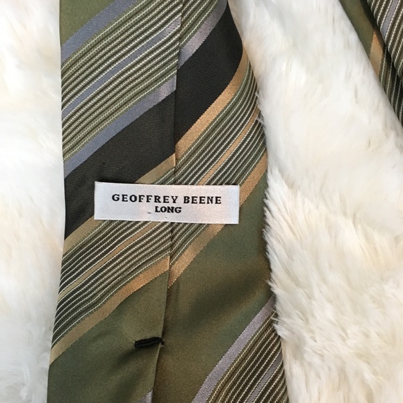 Geoffrey Beene 100% Silk Tie Long NWOT - Picture 3 of 5